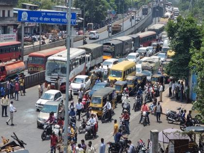 one died and three were seriously injured due to brake failure pune | पुणे: ब्रेक निकामी झाल्याने एसटीची धडक, एकाचा मृत्यू तर तीन जण गंभीर