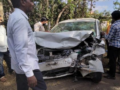 Two vehicles collided on Tasgaon-Sangli road, two died and six injured | दोन वाहनांची समोरासमोर जोरदार धडक, अपघातात 1 ठार आणि 7 जण जखमी