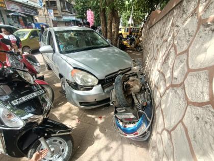 Accident near Fatima School in Ambernath, two parents injured who came to pick up students | Ambernath: अंबरनाथमध्ये फातिमा शाळेजवळ अपघात, विद्यार्थ्यांना घेण्यासाठी आलेले दोन पालक जखमी