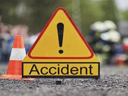 A little girl playing outside died after being hit by a speeding tempo. | भरधाव टेम्पोच्या धडकेत घराबाहेर खेळणाऱ्या चिमुरडीचा मृत्यू A little girl playing outside died after being hit by a speeding tempo. | भरधाव टेम्पोच्या धडकेत घराबाहेर खेळणाऱ्या चिमुरडीचा मृत्यू