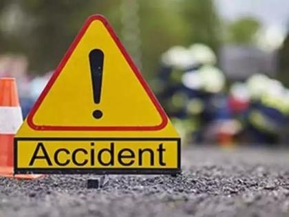 Bike rider killed in collision with cargo vehicle | मालवाहू वाहनाच्या धडकेत दुचाकीस्वार ठार