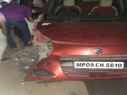 Women killed in a strange accident of four vehicles near the Mahanagapati Temple in Ranjangaon Ganpati | रांजणगाव गणपती येथील महागणपती मंदिराजवळ चार वाहनांच्या विचित्र अपघातात महिला ठार