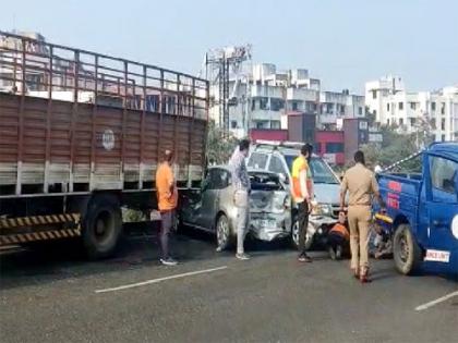 Major accident at Tembhurni border; Two women from Kondi village were crushed by a truck | टेंभुर्णी हद्दीत मोठा अपघात; कोंडी गावातील दोन महिलांना ट्रकने चिरडले