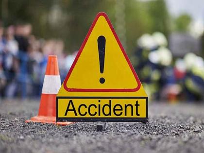 Bike rider dies after falling into pothole on Baramati-Indapur road pune latest crime | Pune | बारामती-इंदापूर मार्गावर खड्ड्यात पडून दुचाकीस्वाराचा मृत्यू