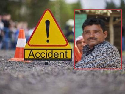 farmer going on two wheeler was killed in a collision with a speeding car, an incident near Ramdevwadi village | भरधाव कारच्या धडकेत दुचाकीस्वार शेतकरी ठार, रामदेववाडी गावाजवळील घटना