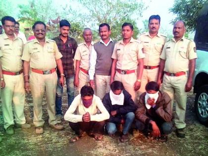 Washim: Three accused executing Machada forest department is under custody! | वाशिम : माकडाला जीवे मारणारे तीन आरोपी वन विभागाच्या ताब्यात!