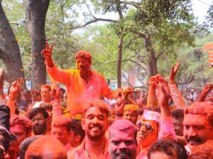 Congress broke the stronghold in Kasba, BJP retained in Chinchwad by election result | कसब्यात काँग्रेसने गड भेदला, चिंचवडमध्ये भाजपने राखला