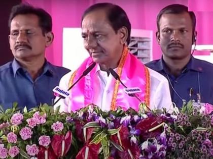 In Maharashtra, water tap will be provided to every house in five years; A big promise from KCR in Chatrapati Sambhajinagar rally | Chandrashekhar Rao Live: महाराष्ट्रात पाच वर्षांत प्रत्येक घरात पाण्याचा नळ देणार; केसीआर यांचे मोठे आश्वासन