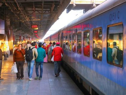 Railway gift for Mumbai, Pune passenger : Extra trains will run | रेल्वेची दिवाळीत मुंबई, पुण्याच्या प्रवाशांना भेट : अतिरिक्त रेल्वेगाड्या चालविणार