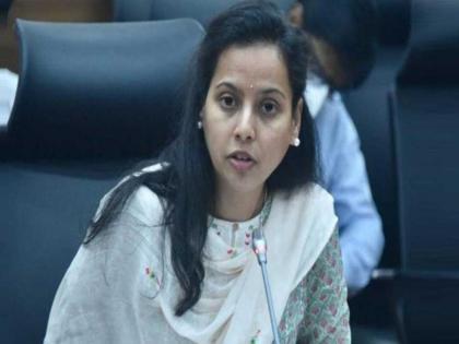 Applications in Marathi for Ladki Bahin Yojana will be rejected Aditi Tatkare gave the answer in clear words | लाडकी बहीण योजनेचे मराठीतील अर्ज बाद होणार?; आदिती तटकरेंनी स्पष्ट शब्दांत दिलं उत्तर