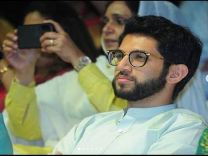 mns slams aditya thackeray over Violation of covid precaution norms in worli | 'युवराज आदित्य ठाकरेंच्या वरळीत कोरोना नाही का?'; पबमधला व्हिडीओ शेअर करत मनसेचा सवाल