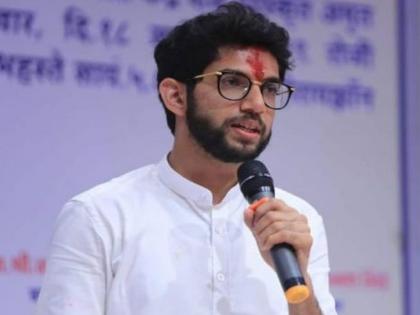 Aditya Thackeray has narrow escape as huge chandelier crashes | ‘सह्याद्री’चे सिलिंग कोसळले; पर्यावरणमंत्री आदित्य ठाकरे थोडक्यात बचावले