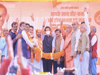 Uttar Pradesh Election 2022 parties depending on voter working in maharashtra Shiv Senas efforts to open an account ncp congress also contesting | Uttar Pradesh Election 2022 : उत्तर प्रदेशात चर्चा महाराष्ट्राची; खाते उघडण्यासाठी शिवसेनेचे प्रयत्न