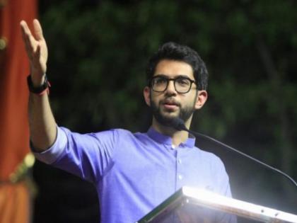 Pollution is increasing in the state citizens should give priority to electric vehicles Aditya Thackeray | 'राज्यात प्रदूषण वाढतंय, नागरिकांनी इलेक्ट्रिक वाहनांना प्राधान्य द्यावं'