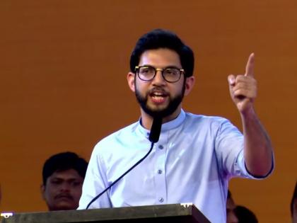 Hemant Patil, Bhavna Gawli ticket cut, what will happen to 40 traitors in assembly: Aditya Thackeray | एक एक विकेट पडत आहे, ४० गद्दारांचे विधासभेत काय होईल: आदित्य ठाकरे