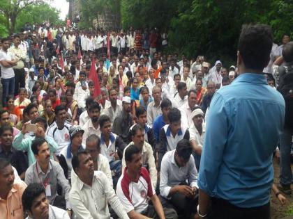 Shivneri to greet the tribal community of the Shivirari, Shivneri | आदिवासी समाजाचा जनसागर शूरवीरांना अभिवादन करण्यासाठी शिवनेरीवर