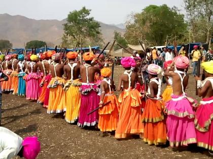 Unique movement that promotes tribal 'talent'! | आदिवासींच्या ‘टॅलेंट’ला प्रोत्साहन देणारी अनोखी चळवळ !