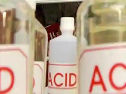 Trembling again in Uttar Pradesh, acid attack on three sleeping girls in gonda | उत्तर प्रदेश पुन्हा हादरले, झोपेत असलेल्या तीन मुलींवर अ‍ॅसिड हल्ला 