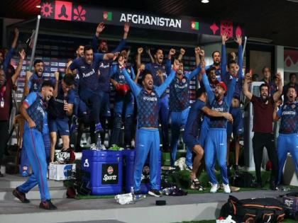    AFG vs SL match in icc odi world cup 2023 Afghanistan won by 7 wickets, rahmat shah zurmatai scored 62, hashmatullah shahidi 58 not out and azmatullah omarzai 73 not out | AFG vs SL : अफगाणिस्तानने दिला तिसरा धक्का! श्रीलंकेचा 'करेक्ट कार्यक्रम', सेमी फायनलच्या शर्यतीत कायम