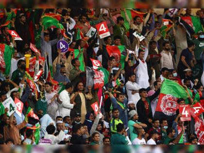 ICC T20 World Cup 2021 PAK vs AFG  Live updates : great fightback by Afghanistan - 76 for 6 in the 13th over and finishing on 147 for 6, Hasan Ali's give 21 runs in one over | T20 World Cup 2021 PAK vs AFG  Live Score: ६,४,२,२,४ २nb, १; अफगाणिस्ताच्या फलंदाजांकडून पाकिस्तानची धुलाई, दणाणून सोडलं दुबईचं स्टेडियम