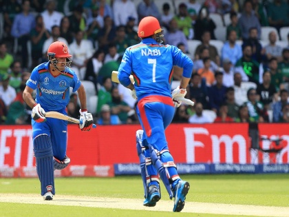 Najibullah Zadran and Mohammad Nabi have combined to hit seven maximums in seven balls for Afghanistan v Zimbabwe  | AFGvsZIM : अफगाणिस्तानच्या फलंदाजांचा सत्ते पे सत्ता; सलग सात चेंडूंवर खेचले षटकार