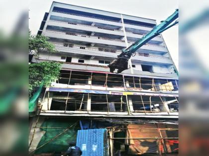 How did you allow more than one lakh illegal constructions to be built High Court's question to 'KDMC' | लाखाहून अधिक बेकायदा बांधकामे उभारू कशी दिली? उच्च न्यायालयाची  ‘केडीएमसी’ला विचारणा; आयुक्त हाजीर हाे!