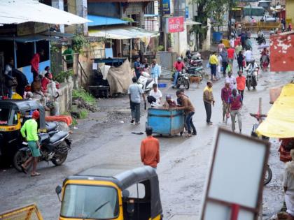 Rush of traders in Nashik bullion market; Continuous flow in the dam area | नाशिकमधील सराफ बाजारातील व्यावसायिकांची धावपळ; धरणक्षेत्रात संततधार कायम