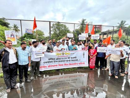 Shiv Sena workers in Ambil Odha for border walls; Not a single brick has been erected despite collecting Rs 200 crore | सीमाभिंतींसाठी शिवसेना कार्यकर्ते आंबीलओढ्यात; २०० कोटी मिळूनही एकही वीट उभारली नाही Shiv Sena workers in Ambil Odha for border walls; Not a single brick has been erected despite collecting Rs 200 crore | सीमाभिंतींसाठी शिवसेना कार्यकर्ते आंबीलओढ्यात; २०० कोटी मिळूनही एकही वीट उभारली नाही