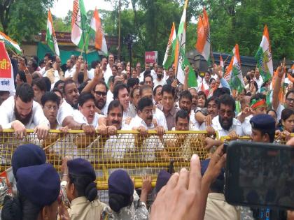 Congress protests in front of ED office in Nagpur; Former minister Sunil Kedar, Vikas Thackeray in police custody | काँग्रेसचे नागपुरातील ईडी कार्यालयासमोर आंदोलन; माजी मंत्री सुनील केदार, विकास ठाकरे पोलिसांच्या ताब्यात