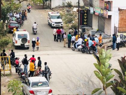 The students were attacked with scythe; Incidents in the Latur | लातुरात दिवसाढवळ्या कोयत्याने सपासप वार करून विद्यार्थ्यांचा खून; बारावीत होता मुलगा