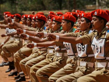 10 percent reservation for Agniveer veterans in central forces recruitment | केंद्रीय दलांच्या भरतीत माजी अग्निवीरांना १० टक्के आरक्षण; सीआयएसएफ, आरपीएफसाठी तरतूद