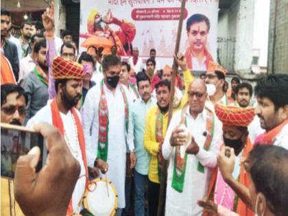 BJP's shout to open temples; Statewide movement pdc | मंदिरे खुली करण्यासाठी भाजपचा शंखनाद; मंदिरांवर अवलंबून असणाऱ्यांना आर्थिक मदत देण्याची मागणी