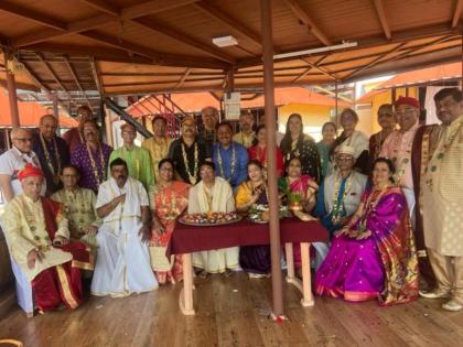 "The Third Story of One Wedding from Sixty-One Ceremonies"; Bandra East New English School's 1976 batch reunion concluded with excitement | "एकसष्टी सोहळ्यातून एका लग्नाची तिसरी गोष्ट"; वांद्रे पूर्व न्यू इंग्लिश स्कूलचे १९७६ सालच्या बॅचचे स्नेहसंमेलन उत्साहात संपन्न