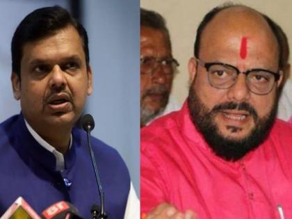 Minister and Shiv Sena leader Gulabrao Patil has criticized Leader of Opposition Devendra Fadnavis | बाबरी मशीद पाडण्यासाठी कुणी यादी देऊन गेलं नव्हतं; गुलाबराव पाटलांची फडणवीसांवर टीका