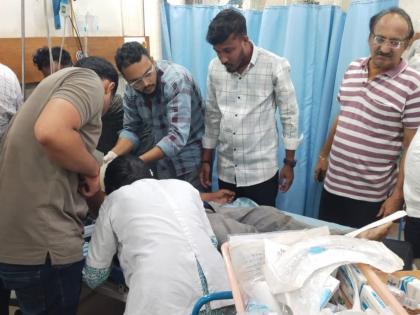 danger while making a reel and admit to hospital for treatment in ahilyanagar | रील बनविण्याच्या नादात बसली फाशी; खाजगी दवाखान्यात उपचारासाठी दाखल danger while making a reel and admit to hospital for treatment in ahilyanagar | रील बनविण्याच्या नादात बसली फाशी; खाजगी दवाखान्यात उपचारासाठी दाखल