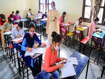 SSC Exam 2022: Take the exam with confidence; Counselor's Appeal for Free Exam | SSC Exam 2022: आत्मविश्वासाने परीक्षा द्या; विनाताण परीक्षा देण्याचे समुपदेशकांचे आवाहन