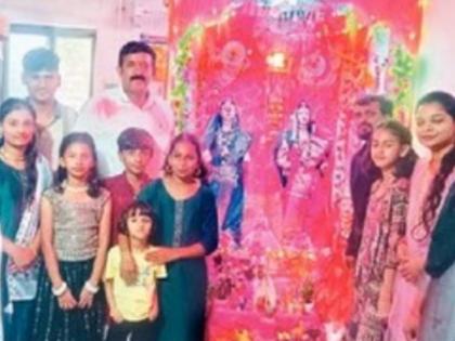 Gaurai is my beloved, Gaurai has been happily living in a Muslim family for 40 years. | गौराई माझी लाडाची लाडाची गं, मुस्लीम कुटुंबात ४० वर्षांपासून सुखाने नांदते गौराई Gaurai is my beloved, Gaurai has been happily living in a Muslim family for 40 years. | गौराई माझी लाडाची लाडाची गं, मुस्लीम कुटुंबात ४० वर्षांपासून सुखाने नांदते गौराई