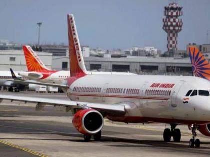 Four flights to Nagpur from Mumbai are delayed | मुंबईहून नागपुरात येणाऱ्या चार विमानांना उशीर