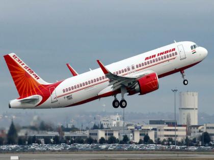 air india delhi to london flight turn around as unruly passenger fights with crew members | विमानानं लंडनसाठी उड्डाण घेतलं, प्रवाशाची महिला केबिन क्रूला मारहाण, फ्लाईट लगेच परतले; नेमकं काय घडलं?