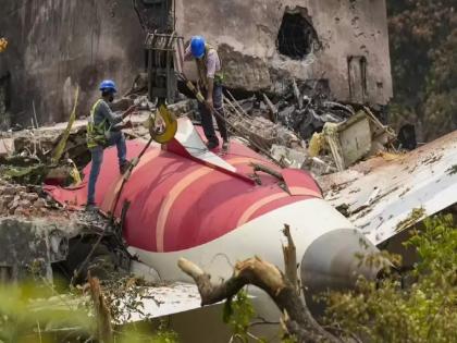 Air India Accident: DGCA orders all companies to check engine fuel switches of their aircraft | विमानांच्या इंजिन फ्यूल स्विचची तात्काळ तपासणी करावी; DGCA चा सर्व कंपन्यांना आदेश Air India Accident: DGCA orders all companies to check engine fuel switches of their aircraft | विमानांच्या इंजिन फ्यूल स्विचची तात्काळ तपासणी करावी; DGCA चा सर्व कंपन्यांना आदेश