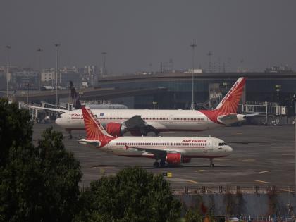 Airlines will Whatsapp passengers in case of flight delay, DGCA issued SOP | उड्डाणाला विलंब झाल्यास एअरलाइन्स प्रवाशांना Whatsapp करेल, DGCA ने जारी केली SOP