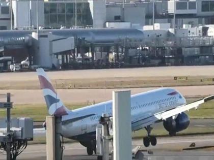 British Airways Plane Tossed By Wind Onto Runway | Viral Video: विमान लँड होताना घडला विचित्र प्रकार, तो थरराक क्षण कैमेऱ्यात झाला कैद