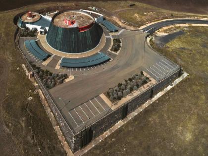 जगातील सर्वात आधुनिक विमानतळ; अवघ्या तीन वर्षात बंद पडले, कारण ऐकून चक्रावून जाल..!