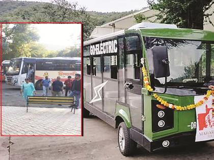 अजिंठा लेण्यांत ई-वाहनेच ‘डिस्चार्ज’; एसटीवर मदार, पेंटिंग सुरक्षित राहणार तरी कशी? - Marathi News | E-vehicles 'discharge' in Ajanta caves; Madar on ST, how will the paintings be safe? | Latest chhatrapati-sambhajinagar News at Lokmat.com