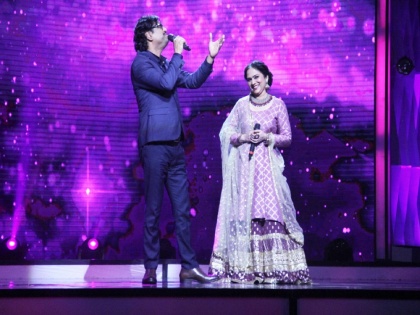 Singer Ajay Gogavale.And Bella Shende will be together on the stage of 'Singing Star' after ten years! | 'सिंगिंग स्टार'च्या मंचावर अजय आणि बेला येणार तब्बल दहा वर्षांनी एकत्र !