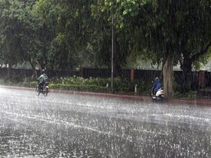 Eyes on the monsoon; The wind of Sosata will blow with thunder In Maharashtra | डोळे मान्सूनकडे! हवामान अनुकूल; मेघगर्जनेसह सोसाट्याचा वारा वाहणार