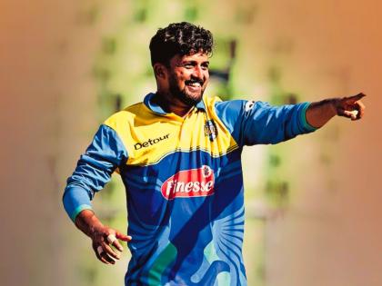 Ajinas K Takes First Hat-Trick Of KCL 2025, Finishes With Stunning 5 Wickets Against Kochi Blue Tigers | KCL 2025: पदार्पणाच्या सामन्यात हॅटट्रिक, भारताच्या युवा गोलंदाजाचा केसीएलमध्ये धुमाकूळ!