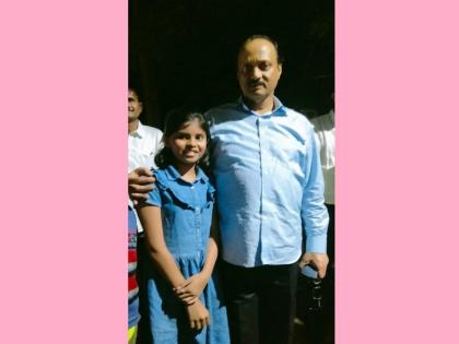 Ajit pawar insistence on taking pictures with Manu | ...अजितदादांनी पुरविला मनूबरोबर फोटो काढण्याचा हट्ट