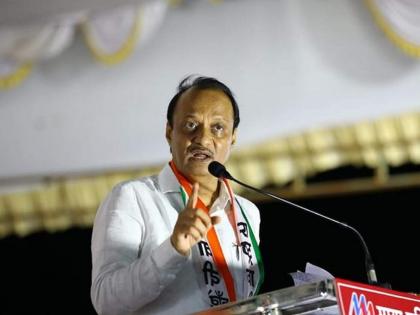 Help the police rather than try to provoke people's feelings said ajit pawar | Ajit Pawar: लोकांच्या भावना भडकवण्याचा प्रयत्न करण्यापेक्षा पोलिसांना मदत करा