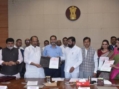 Country's first Swachh Bharat Academy in Thane; MoU signed in the presence of Chief Minister Eknath Shinde | देशातील पहिली स्वच्छ भारत अकादमी ठाण्यात; मुख्यमंत्री एकनाथ शिंदे यांच्या उपस्थितीत सामंजस्य करार